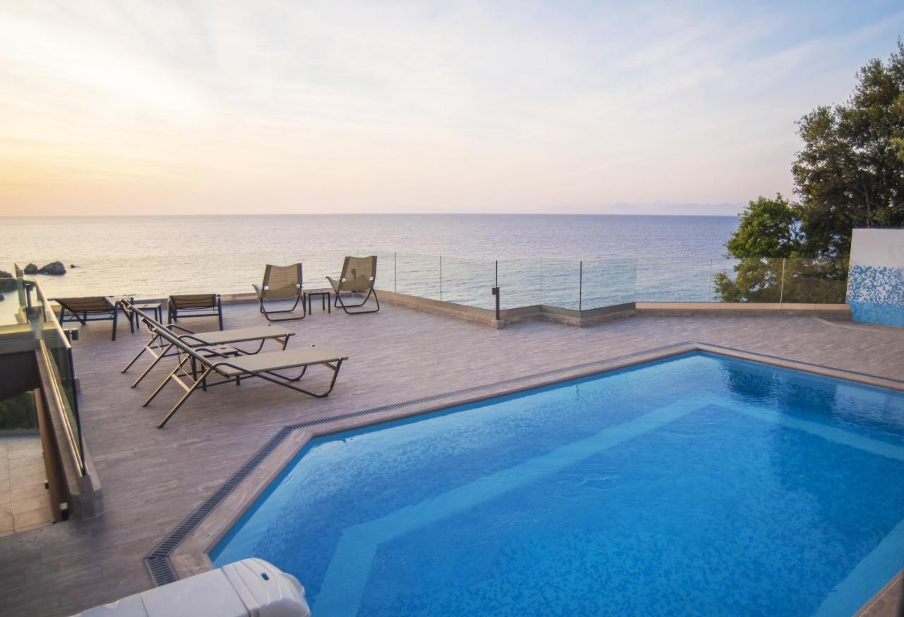 Aparthotel The Ionian View Áyios Nikítas Zewnętrze zdjęcie